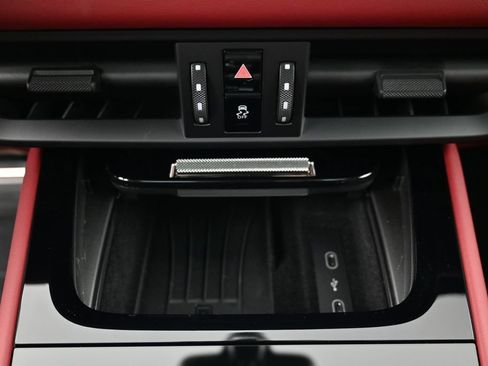 Certified 2026 Porsche Cayenne S AWD/4WD image 19
