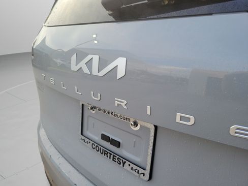Used 2023 Kia Telluride EX X-Line AWD/4WD image 31
