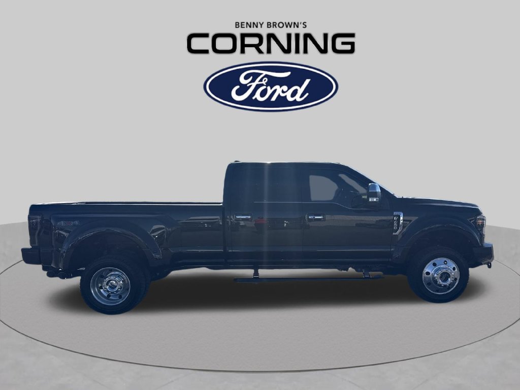 Used 2022 Ford F450 Platinum w/ Camper Package AWD/4WD image 6