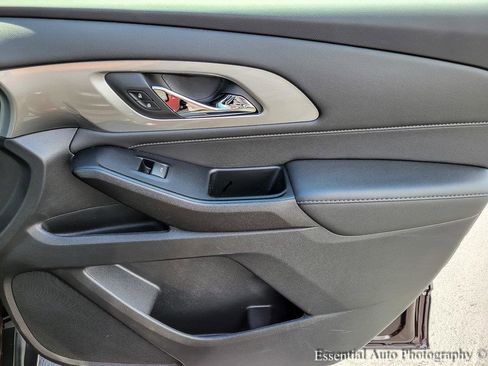 Certified 2023 Chevrolet Traverse LT w/ LPO, Floor Liner Package image 25