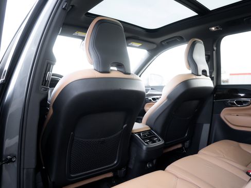 Used 2019 Volvo XC90 T6 Momentum image 26