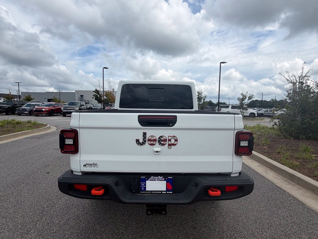 Certified 2025 Jeep Gladiator Mojave AWD/4WD image 18