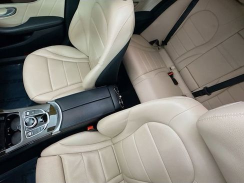 Used 2020 Mercedes-Benz C 300 C 300 image 21