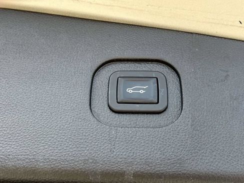Used 2014 GMC Terrain SLT FWD image 21