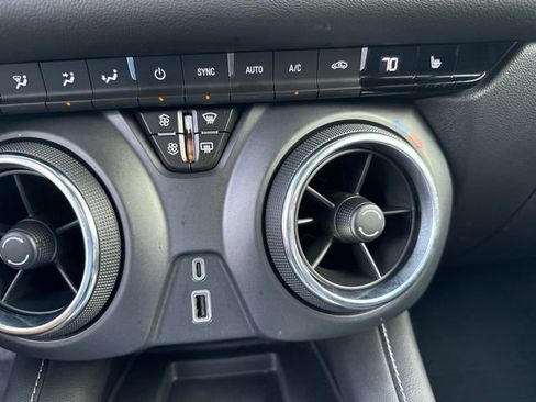 Used 2024 Chevrolet Blazer LT w/ Convenience Package image 18