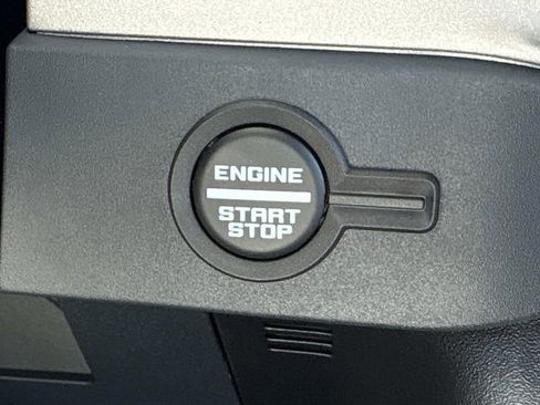 New 2026 Ford Bronco Outer Banks w/ Sasquatch Package AWD/4WD image 31