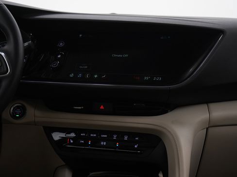 Used 2023 Buick Envision Essence image 15