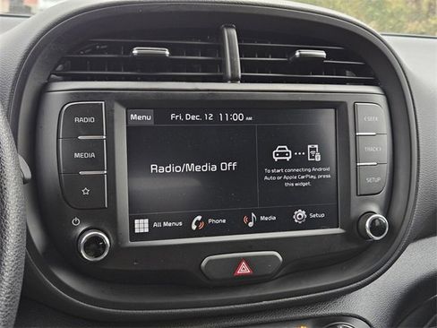 Used 2024 Kia Soul LX w/ Option Group 015 image 17