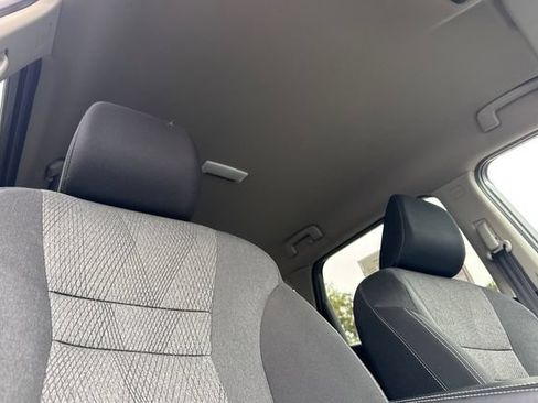 Used 2025 Nissan Rogue SV FWD image 20
