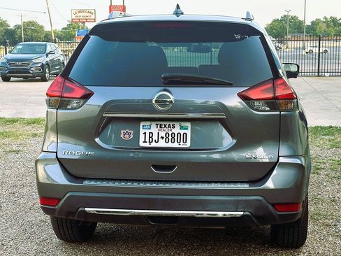 Used 2017 Nissan Rogue SV w/ SV Premium Package AWD/4WD image 7