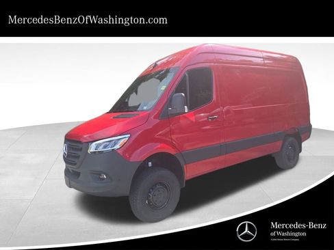 New 2025 Mercedes-Benz Sprinter 2500 image 1