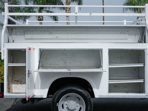 Used 2019 Ford F550 4x4 Crew Cab Super Duty image 11