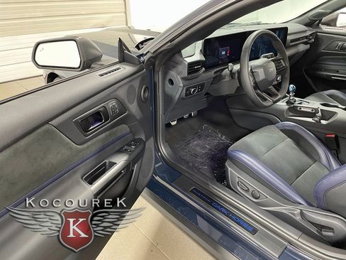 New 2025 Ford Mustang Dark Horse image 10