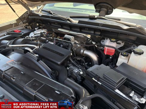 Used 2024 GMC Sierra 3500 AT4 AWD/4WD image 16
