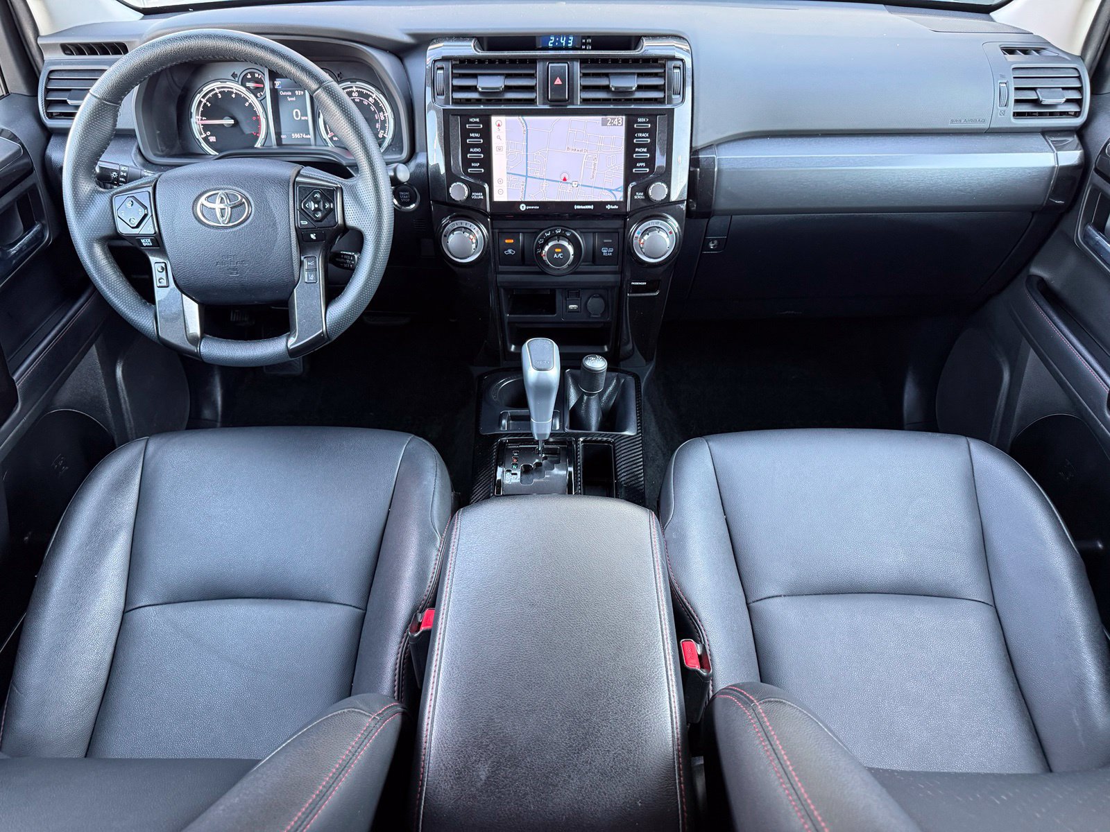Used 2022 Toyota 4Runner TRD Off-Road Premium AWD/4WD image 2