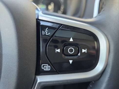 Used 2022 Volvo XC90 T8 Inscription image 25