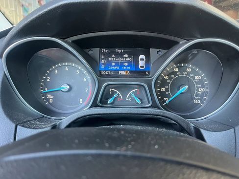 Used 2017 Ford Focus Titanium FWD image 13