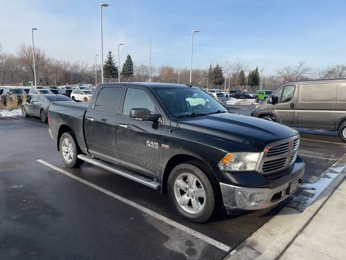 Used 2017 RAM 1500 Big Horn image 2