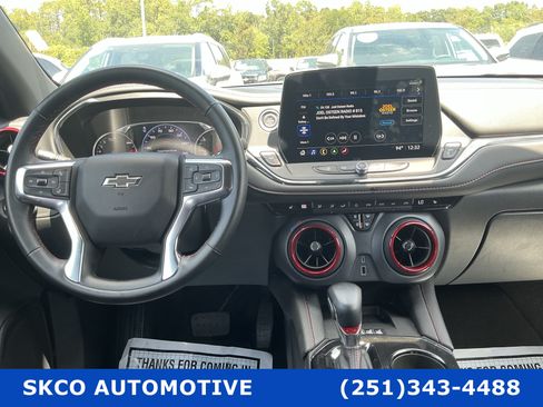 Used 2025 Chevrolet Blazer RS FWD image 15