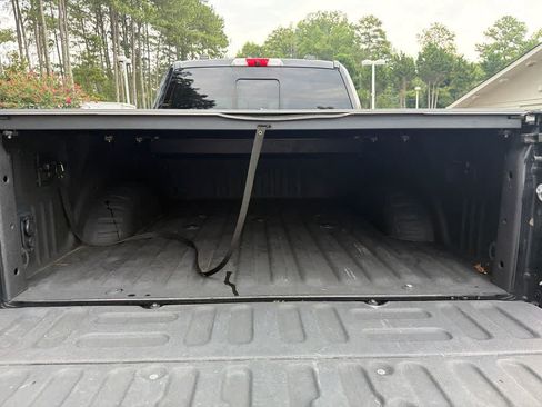 Used 2022 Ford F250 Platinum w/ Tremor Off-Road Package AWD/4WD image 16