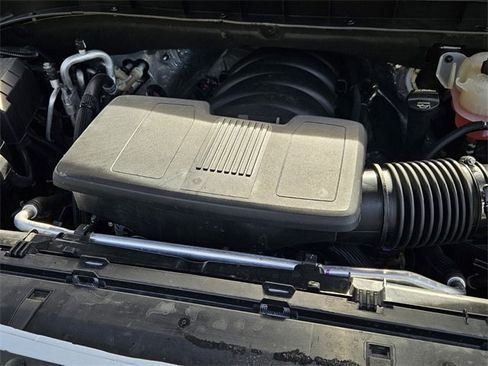 Used 2024 Chevrolet Tahoe Z71 w/ Off-Road Capability Package image 28