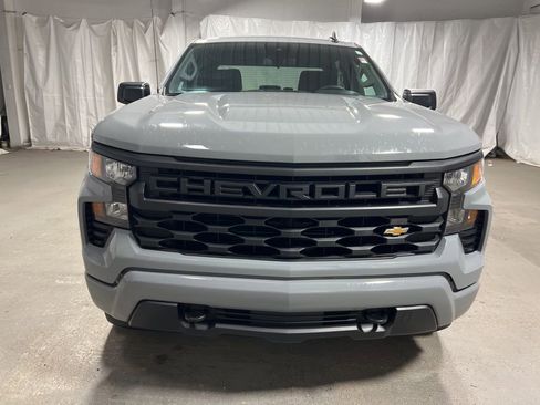 Used 2024 Chevrolet Silverado 1500 Custom image 2
