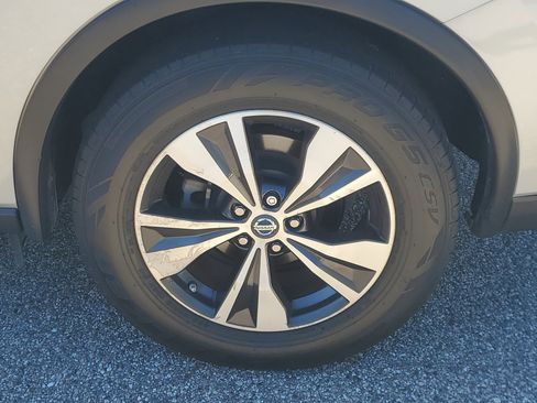 Used 2019 Nissan Murano SV image 10