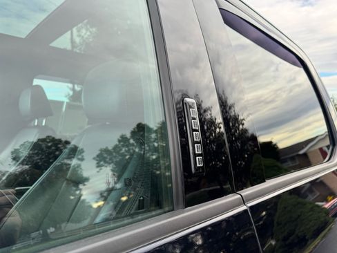 Used 2022 Ford F250 Lariat w/ Lariat Ultimate Package image 34