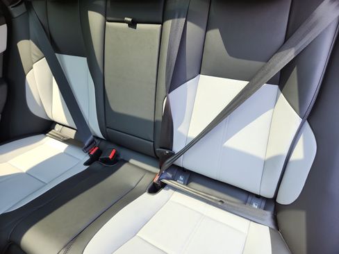 New 2026 Land Rover Range Rover Velar S image 25