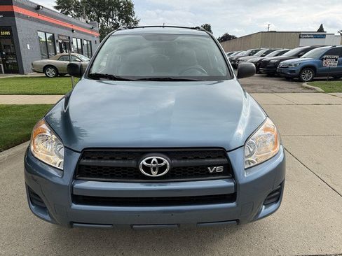 Used 2009 Toyota RAV4 4WD V6 w/ Tow Prep Pkg image 2