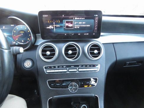 Used 2021 Mercedes-Benz C 300 4MATIC Sedan image 27