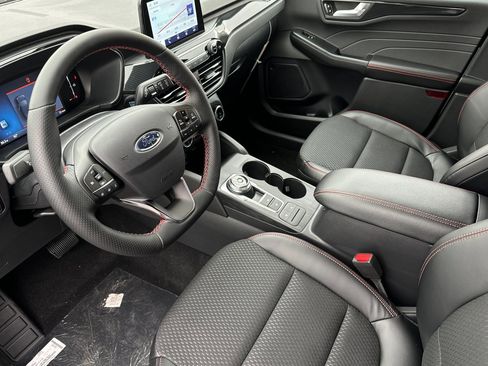 New 2025 Ford Escape ST-Line w/ Cold Weather Package image 10