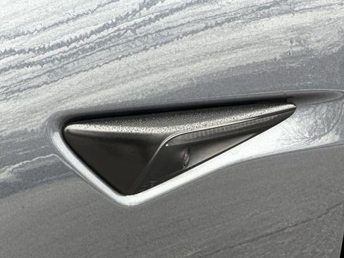 Used 2023 Tesla Model 3 Standard Range image 34