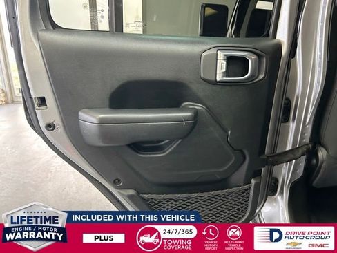 Used 2021 Jeep Wrangler Unlimited Sport image 23