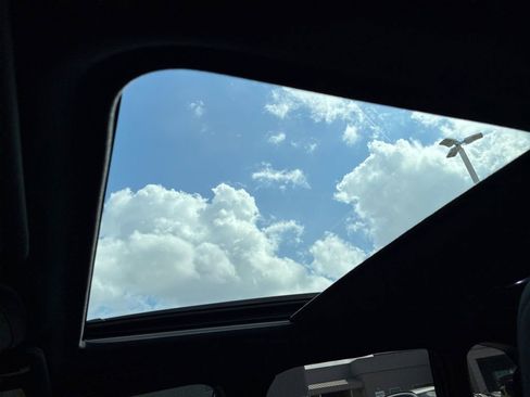 Used 2025 Subaru Forester Premium w/ Convenience Package #1 image 7