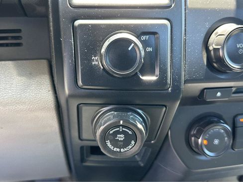 Used 2018 Ford F150 XL w/ Equipment Group 101A Mid RWD image 23