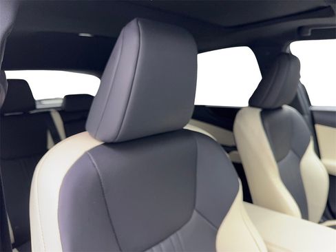 Used 2024 Lexus NX 250 FWD image 45