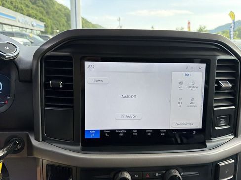 Used 2025 Ford F150 XLT AWD/4WD image 19