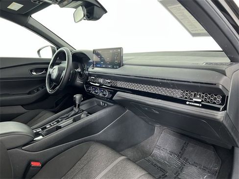 Used 2024 Honda Accord Sport image 28