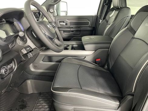 New 2026 RAM 2500 Laramie AWD/4WD image 2
