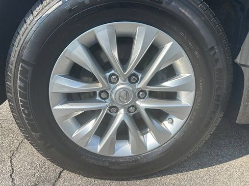 Used 2016 Lexus GX 460 w/ Premium Package AWD/4WD image 26