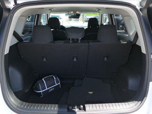 Used 2024 Kia Soul LX w/ Option Group 015 FWD image 23
