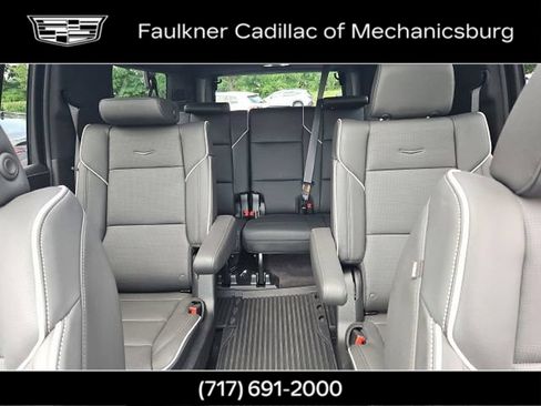 Used 2024 Cadillac Escalade ESV Premium Luxury w/ Performance Package AWD/4WD image 26