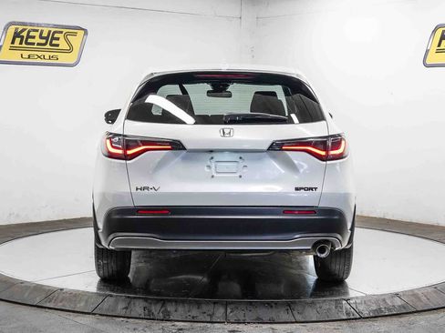 Used 2023 Honda HR-V Sport image 3