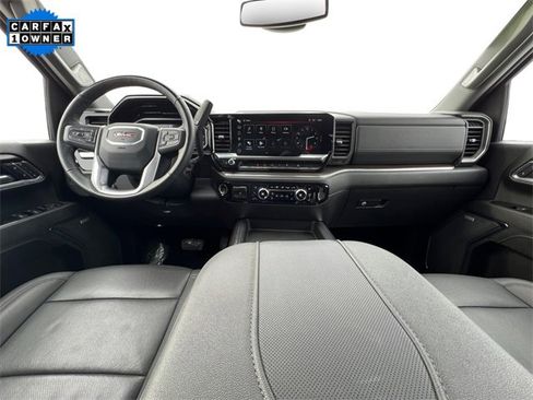 Used 2024 GMC Sierra 2500 SLT w/ SLT Premium Package image 10