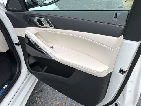 New 2027 BMW X6 xDrive40i AWD/4WD image 15