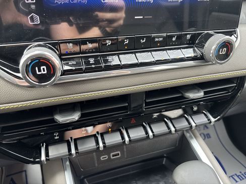 New 2026 Chevrolet Colorado ZR2 w/ Technology Package image 21