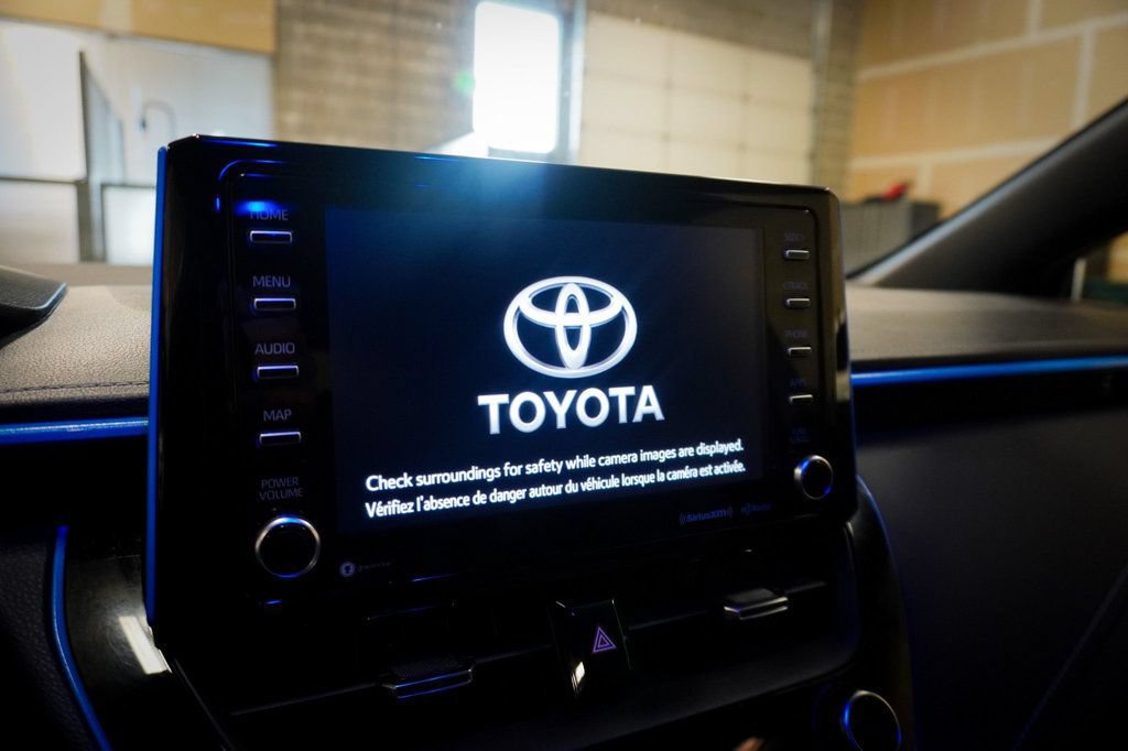 Used 2021 Toyota Corolla XSE FWD image 13