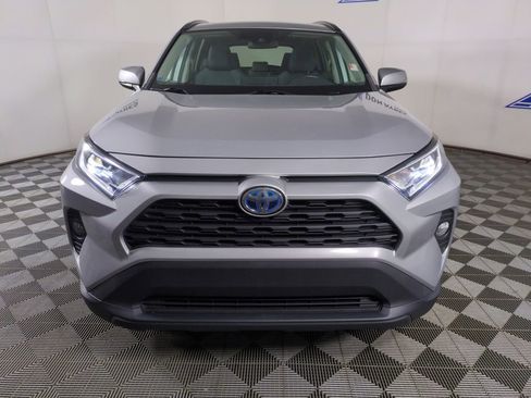 Used 2019 Toyota RAV4 XLE w/ Convenience Package AWD/4WD image 11