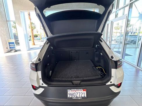 Used 2023 Volkswagen ID.4 Pro S RWD image 11